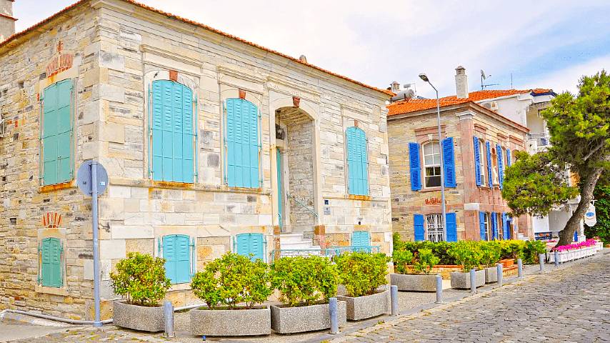 Luxury Villas For Sale